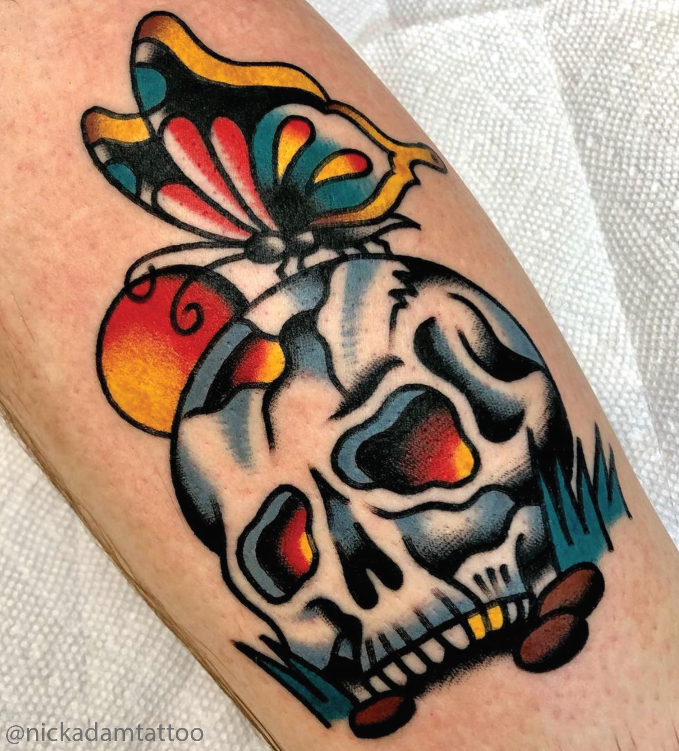 skull tattoo idea 1 skull tattoo idea