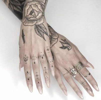 Fingers Tattoo 2
