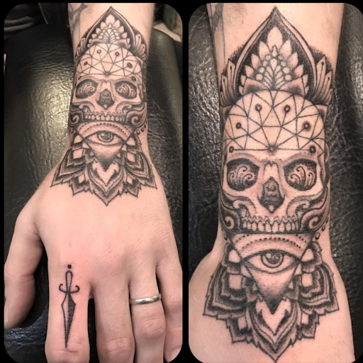 skull wrist tattoos for men skull wrist tattoos for men